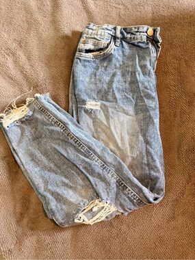 Grand Beach Club - Light Blue Distressed Women’s Jeans